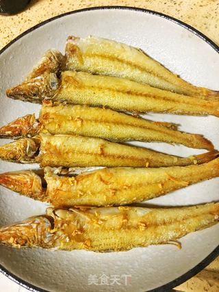 干煎沙丁鱼的做法步骤:5