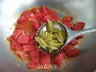 番茄榨菜鸡蛋面的做法步骤:6