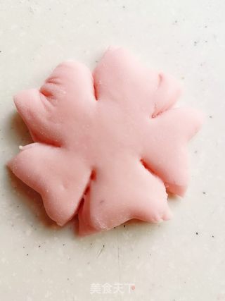 樱花?馒头的做法步骤:10