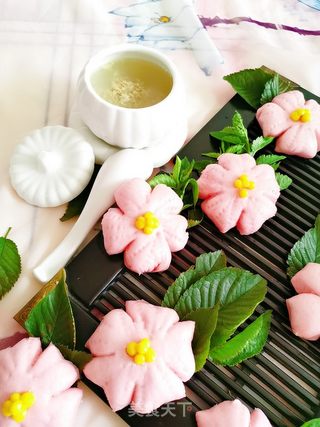 樱花?馒头的做法步骤:21