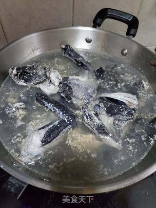 竹丝鸡人参汤的做法步骤：1