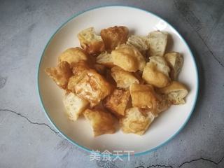 丝瓜烩油馍头的做法步骤:2