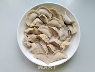 榨菜鲜肉饺子的做法步骤:9