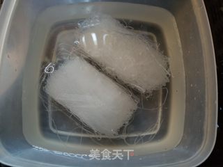 韭菜花粉丝鸡蛋包子的做法步骤:4