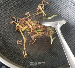 “榨菜”榨菜肉丝面的做法步骤:15