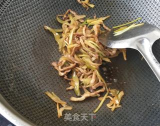 “榨菜”榨菜肉丝面的做法步骤:17
