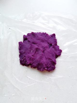 紫薯茶巾绞的做法步骤:7