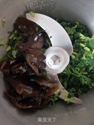 小白菜木耳土豆蒸饺的做法步骤:3