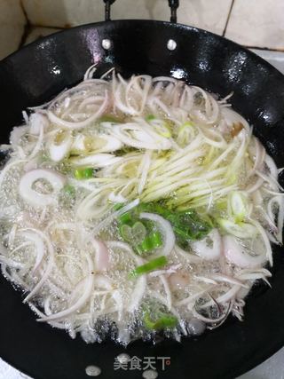 芝麻辣椒油的做法步骤:4