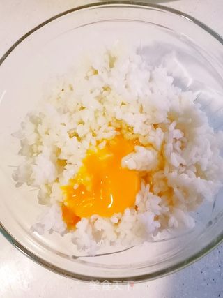 炒饭的做法步骤:3