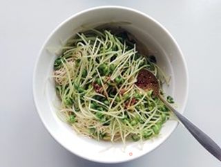 豆苗拌干丝的做法步骤:6