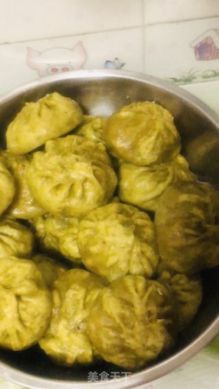 猪肉酸菜包子。的做法步骤:18