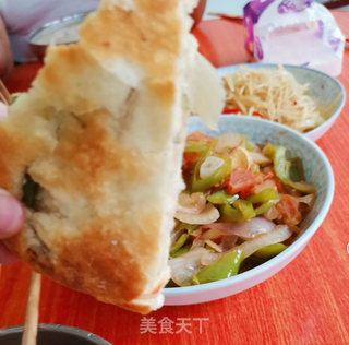 新手一学就会的葱油烙饼,河南话叫它烙馍的做法步骤:14
