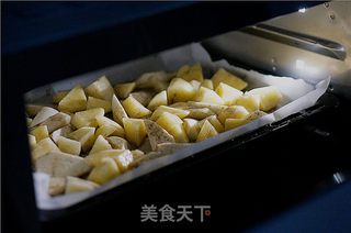 嫩烤黑椒时蔬羊排的做法步骤:7