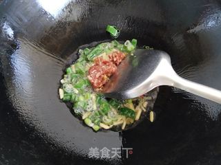 皮蛋瘦肉面疙瘩汤的做法步骤:7