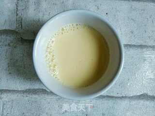 简单易学的鸡蛋布丁,大人小孩都喜欢的做法步骤:4