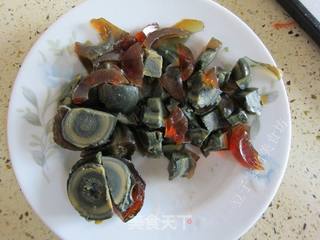 皮蛋虾仁米粥的做法步骤:3