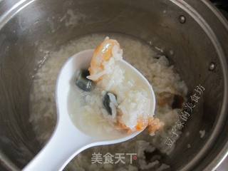 皮蛋虾仁米粥的做法步骤:7