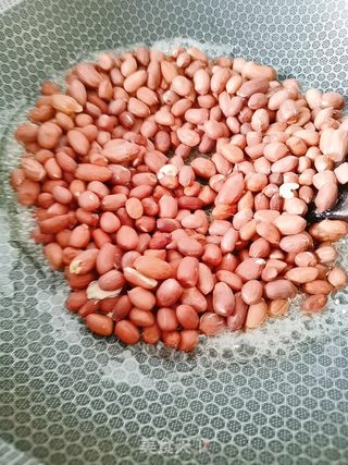 挂霜花生米的做法步骤:8