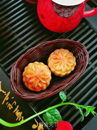 豆沙蛋黄月饼的做法步骤:21