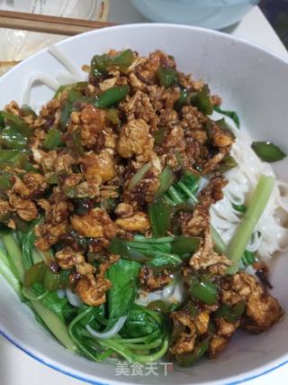 鸡蛋酱拌面的做法步骤:5