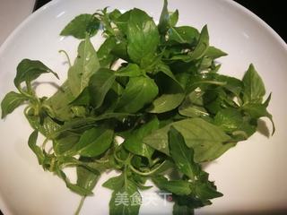 荆芥洋葱拌木耳的做法步骤:2
