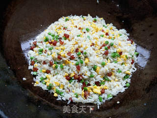 豆角腊肠蛋炒饭的做法步骤:7