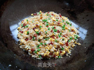 豆角腊肠蛋炒饭的做法步骤:8