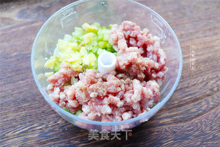 酸辣馄饨的做法步骤:2