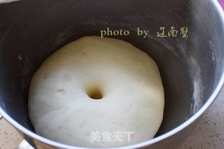 人见人爱的蘑菇馒头的做法步骤:2