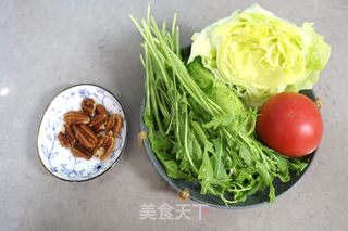 碧根果蔬菜沙拉的做法步骤：1