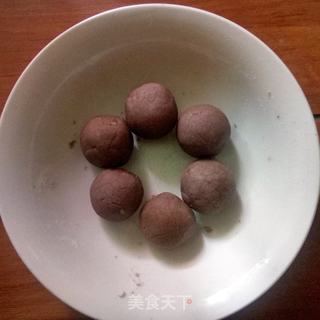 粉色小猪佩奇冰皮月饼的做法步骤:4