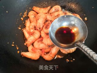 蒜香罗氏虾的做法步骤:14