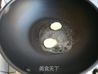 萝卜丝鲫鱼汤的做法步骤:3