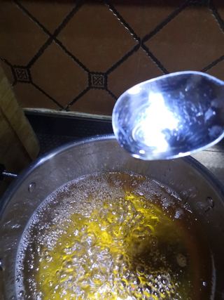 简简单单,三步自己熬制转化糖浆的做法步骤:3