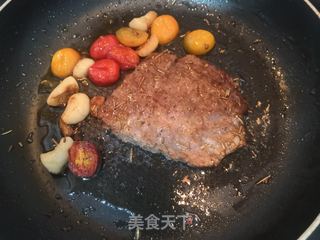 迷迭香牛排的做法步骤:14