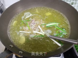 菠菜猪肝粥的做法步骤:10