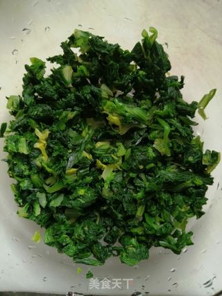 芹菜叶鸡蛋饼的做法步骤：4