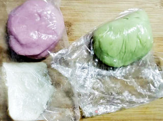 萨其马冰皮月饼的做法步骤:5