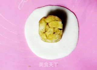 萨其马冰皮月饼的做法步骤:11