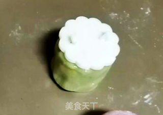 萨其马冰皮月饼的做法步骤：18