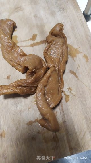 鮰鱼炖萝卜干的做法步骤：1