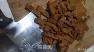 鮰鱼炖萝卜干的做法步骤：2