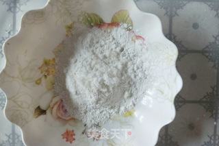 蔓越莓米粉蒸糕的做法步骤:2