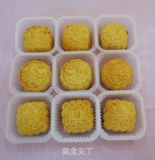 奶黄月饼的做法步骤:19
