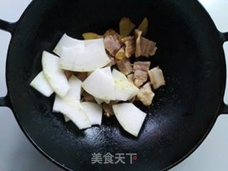 冬瓜咸肉木耳汤的做法步骤：7