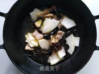 冬瓜咸肉木耳汤的做法步骤：9