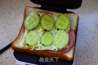 孩子最喜欢吃的三明治的做法步骤:3