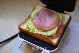 孩子最喜欢吃的三明治的做法步骤:4