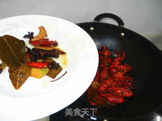 麻辣蒜蓉小龙虾的做法步骤:5